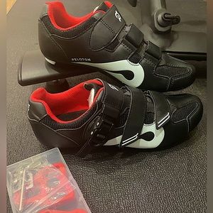 Peloton Women Size 10/ EU 41 Cycling shoes Like New!!